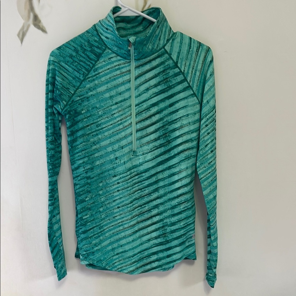 Under Armour Green Striped Cold Gear Long Sleeve Women's 1/2 Zip Top